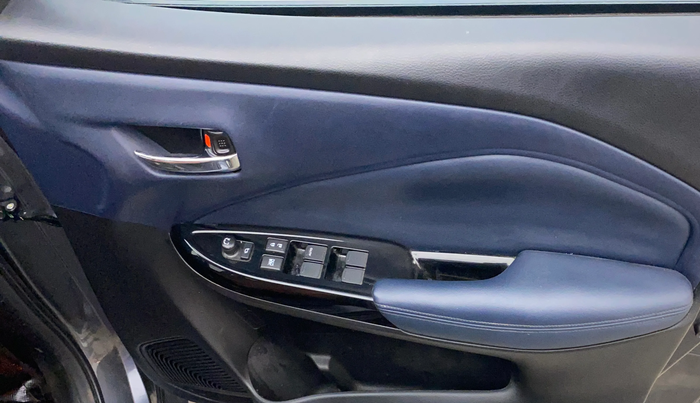 2022 Maruti Baleno ZETA PETROL 1.2, Petrol, Manual, 54,522 km, Driver Side Door Panels Control