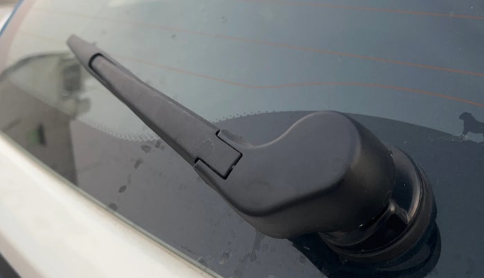 2018 Tata NEXON XZ PLUS PETROL, Petrol, Manual, 74,404 km, Rear Wiper