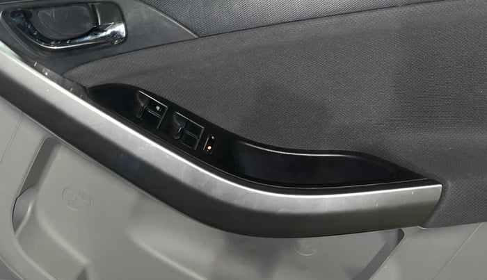 2018 Tata NEXON XZ PLUS PETROL, Petrol, Manual, 74,404 km, Driver Side Door Panels Control