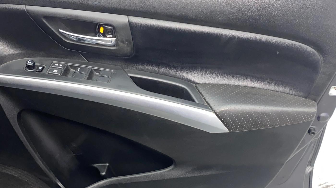 2020 Maruti S Cross ALPHA AT1.5, Petrol, Automatic, 76,838 km, Driver Side Door Panels Control