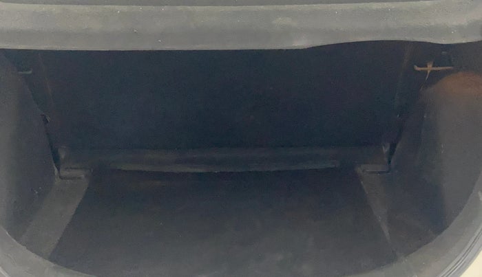 2016 Honda Jazz 1.2L I-VTEC V, Petrol, Manual, 74,195 km, Boot Inside