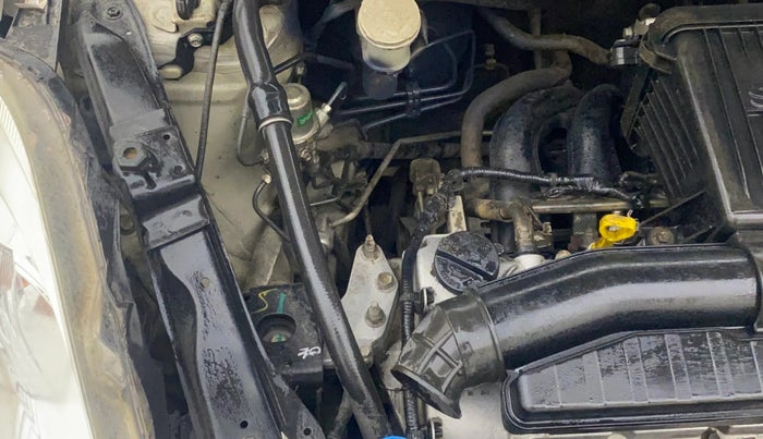 2014 Maruti Swift VXI, Petrol, Manual, 84,734 km, Engine View - Right