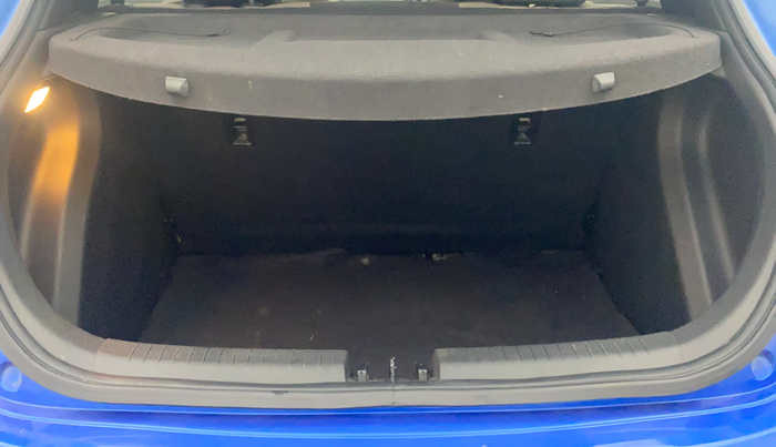 2019 Hyundai Elite i20 ASTA 1.4 CRDI (O), Diesel, Manual, 35,636 km, Boot Inside