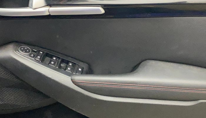 2021 KIA SELTOS GTX PLUS DCT 1.4 PETROL, Petrol, Automatic, 99,164 km, Driver Side Door Panels Control