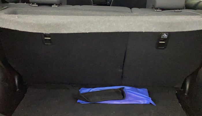 2021 Maruti Swift ZXI AMT, Petrol, Automatic, 9,258 km, Boot Inside