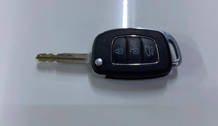 2019 Hyundai Creta EX 1.6 PETROL, Petrol, Manual, 36,467 km, Key Close Up