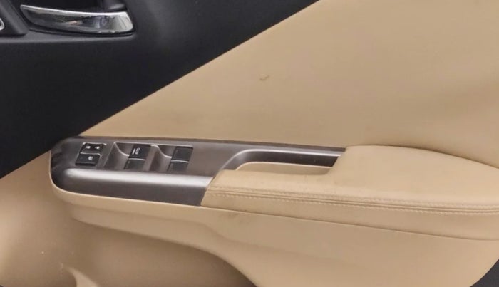 2019 Honda City 1.5L I-VTEC ZX CVT, Petrol, Automatic, 36,007 km, Driver Side Door Panels Control