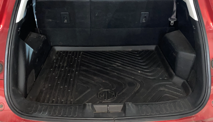 2019 MG HECTOR SHARP HYBRID 1.5 PETROL, Petrol, Manual, 57,878 km, Boot Inside