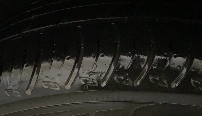 2023 Nissan MAGNITE XV MT, Petrol, Manual, 38,166 km, Left Rear Tyre Tread