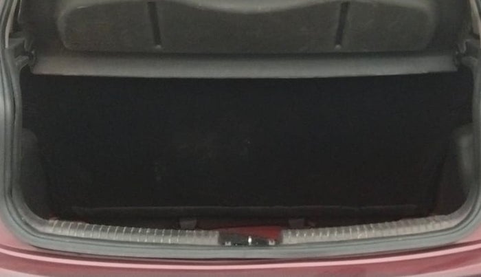 2014 Hyundai Grand i10 MAGNA 1.2 KAPPA VTVT, Petrol, Manual, 1,01,764 km, Boot Inside