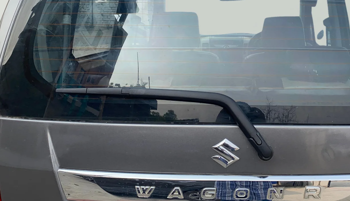 2017 Maruti Wagon R 1.0 VXI AMT, Petrol, Automatic, 42,802 km, Rear Wiper