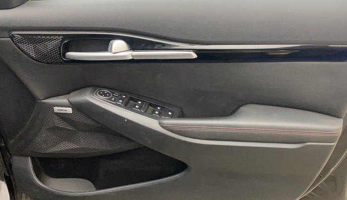 2021 KIA SELTOS GTX PLUS AT 1.5 DIESEL, Diesel, Automatic, 42,548 km, Driver Side Door Panels Control