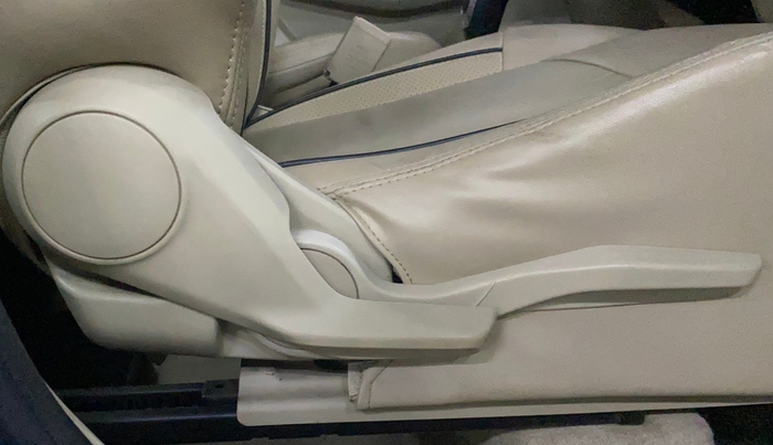 2017 Maruti Dzire ZDI PLUS AMT, Diesel, Automatic, 47,108 km, Driver Side Adjustment Panel