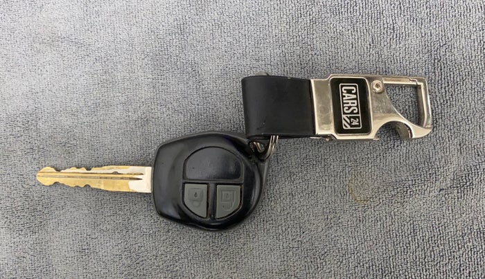 2019 Maruti Swift Dzire TOUR S DIESEL, Diesel, Manual, 67,698 km, Key Close Up