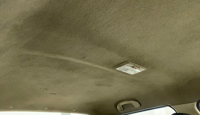 2019 Maruti Swift Dzire TOUR S DIESEL, Diesel, Manual, 67,698 km, Ceiling - Roof lining minor dirty