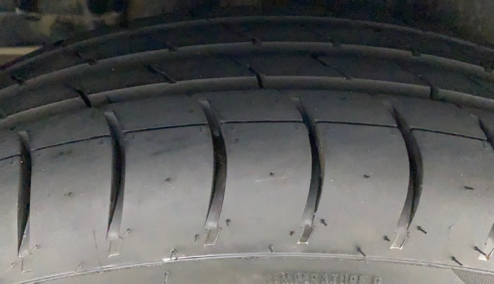 2019 Maruti Swift Dzire TOUR S DIESEL, Diesel, Manual, 67,698 km, Right Rear Tyre Tread