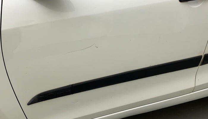 2019 Maruti Swift Dzire TOUR S DIESEL, Diesel, Manual, 67,698 km, Front passenger door - Slightly dented