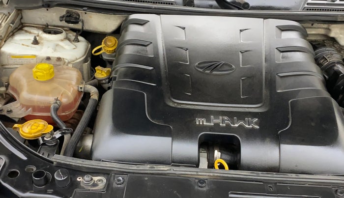 2019 Mahindra XUV500 W5, Diesel, Manual, 85,365 km, Engine View - Right