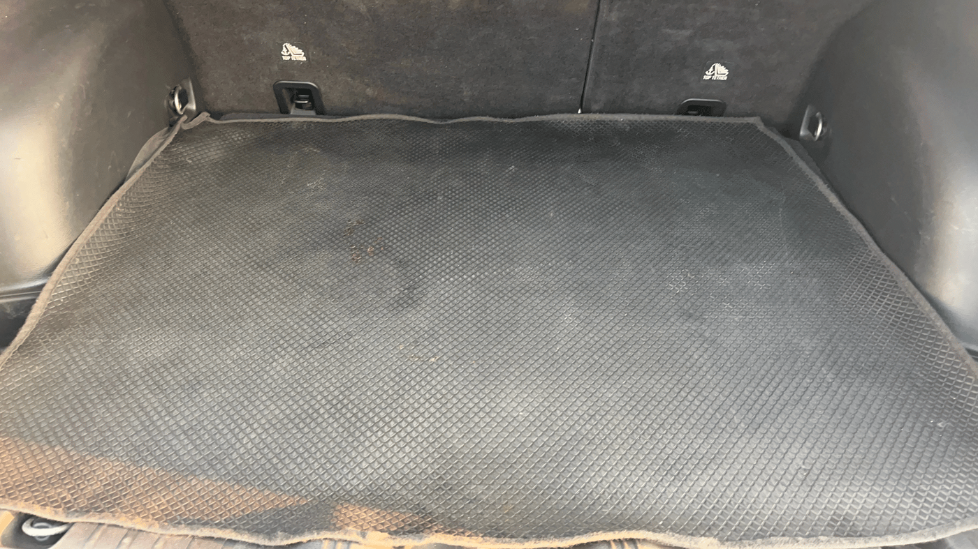 2018 Jeep Compass LIMITED 2.0 DIESEL, Diesel, Manual, 1,06,555 km, Boot Inside