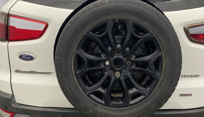 2016 Ford Ecosport TITANIUM 1.5L DIESEL, Diesel, Manual, 1,14,540 km, Spare Tyre