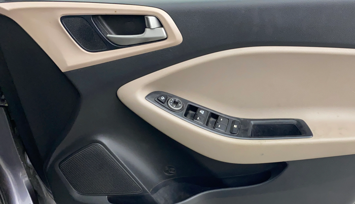 2018 Hyundai Elite i20 ASTA 1.2, Petrol, Manual, 83,985 km, Driver Side Door Panels Control