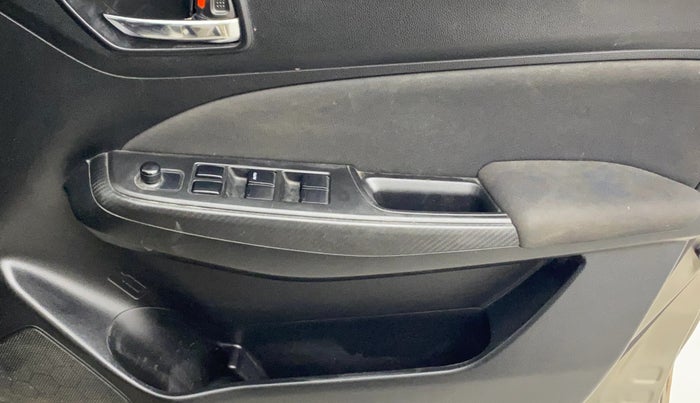 2018 Maruti Swift VXI AMT, Petrol, Automatic, 1,46,570 km, Driver Side Door Panels Control