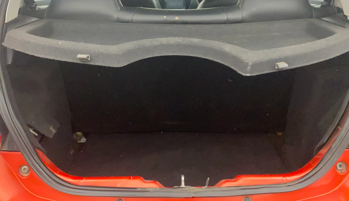 2020 Tata Tiago XZA PLUS PETROL, Petrol, Automatic, 1,25,942 km, Boot Inside