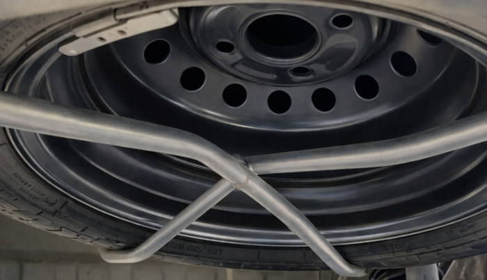 2023 Maruti Eeco 5 STR AC, Petrol, Manual, 23,933 km, Spare Tyre