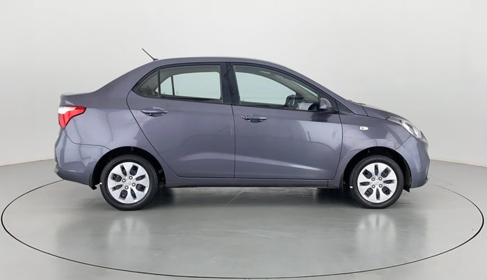 2017 Hyundai Xcent E PLUS, Petrol, Manual, 41,989 km, Right Side View
