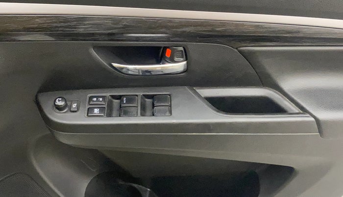 2021 Maruti XL6 ALPHA MT, Petrol, Manual, 38,916 km, Driver Side Door Panels Control