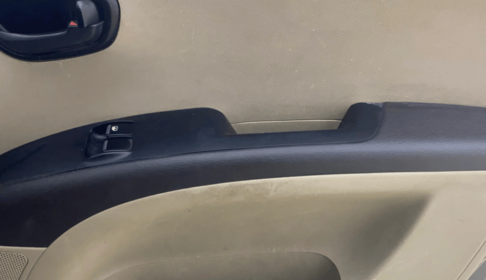 2013 Hyundai i10 ERA 1.1, Petrol, Manual, 63,113 km, Driver Side Door Panels Control