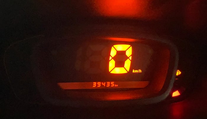 2017 Renault Kwid RXL, Petrol, Manual, 39,435 km, Odometer Image