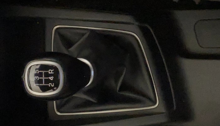 2016 Hyundai Elite i20 ASTA 1.2 (O), Petrol, Manual, 29,454 km, Gear Lever