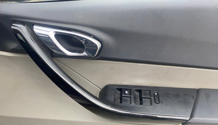 2019 Tata Tiago XZA PLUS PETROL, Petrol, Automatic, 98,616 km, Driver Side Door Panels Control