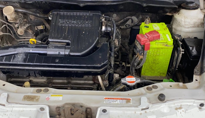 2014 Maruti Swift Dzire VXI, Petrol, Manual, 1,04,099 km, Engine View - Left