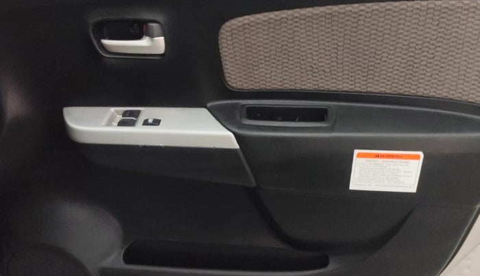 2014 Maruti Wagon R 1.0 LXI CNG, CNG, Manual, 76,541 km, Driver Side Door Panels Control