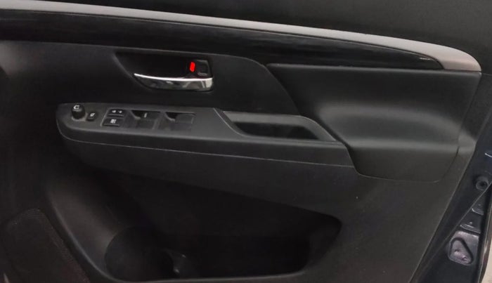 2022 Maruti XL6 ALPHA AT, Petrol, Automatic, 58,301 km, Driver Side Door Panels Control