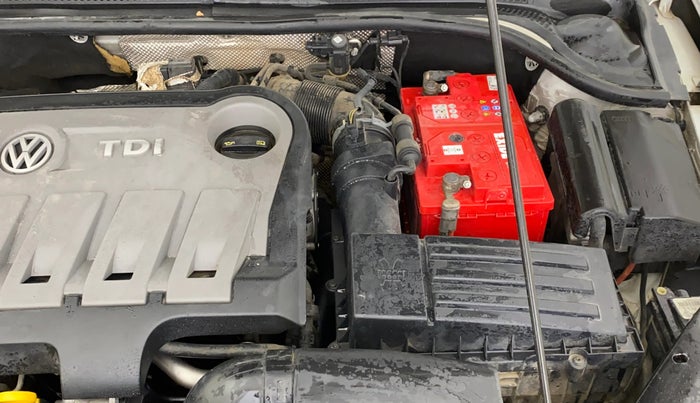 2015 Volkswagen Jetta HIGHLINE TDI, Diesel, Manual, 81,441 km, Engine View - Left