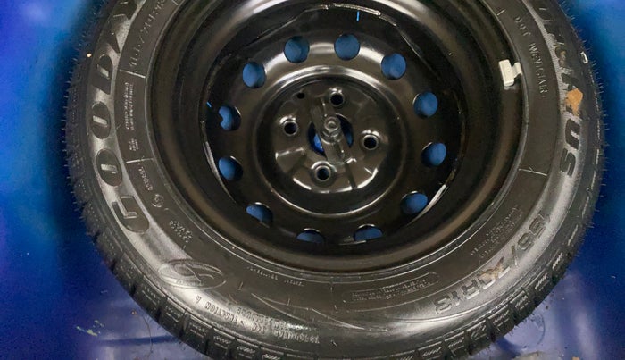 2016 Hyundai Eon MAGNA +, Petrol, Manual, 21,885 km, Spare Tyre