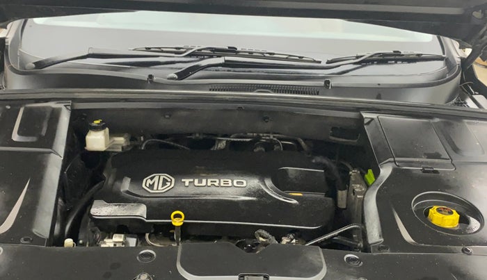 2023 MG HECTOR PLUS SHARP 2.0 DIESEL TURBO MT 6-STR, Diesel, Manual, 32,977 km, Engine View