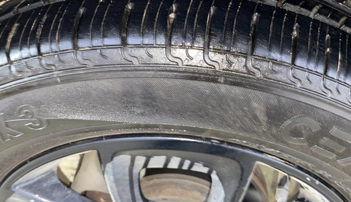 2018 Maruti IGNIS ALPHA 1.2 AMT, Petrol, Automatic, 42,527 km, Left Front Tyre Tread