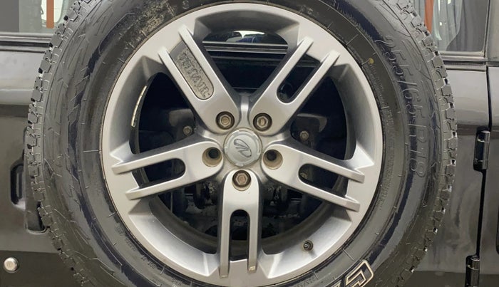 2021 Mahindra Thar LX D AT 4WD HT, Diesel, Automatic, 83,827 km, Spare Tyre