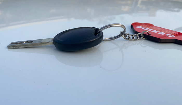 2021 Tata Tiago XE PETROL, Petrol, Manual, 30,965 km, Key Close Up