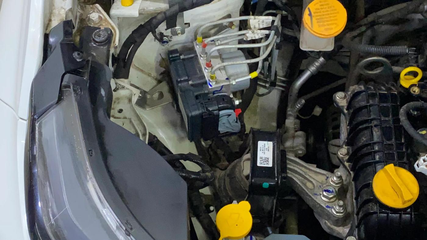 2022 Tata PUNCH ADVENTURE MT, Petrol, Manual, 8,068 km, Engine View - Right