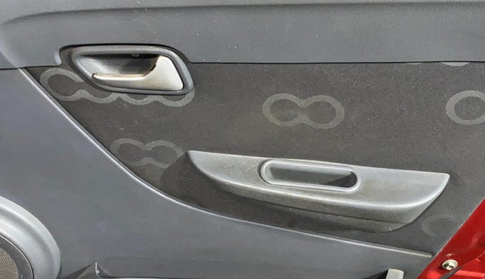 2015 Maruti Alto 800 LXI, Petrol, Manual, 42,405 km, Driver Side Door Panels Control