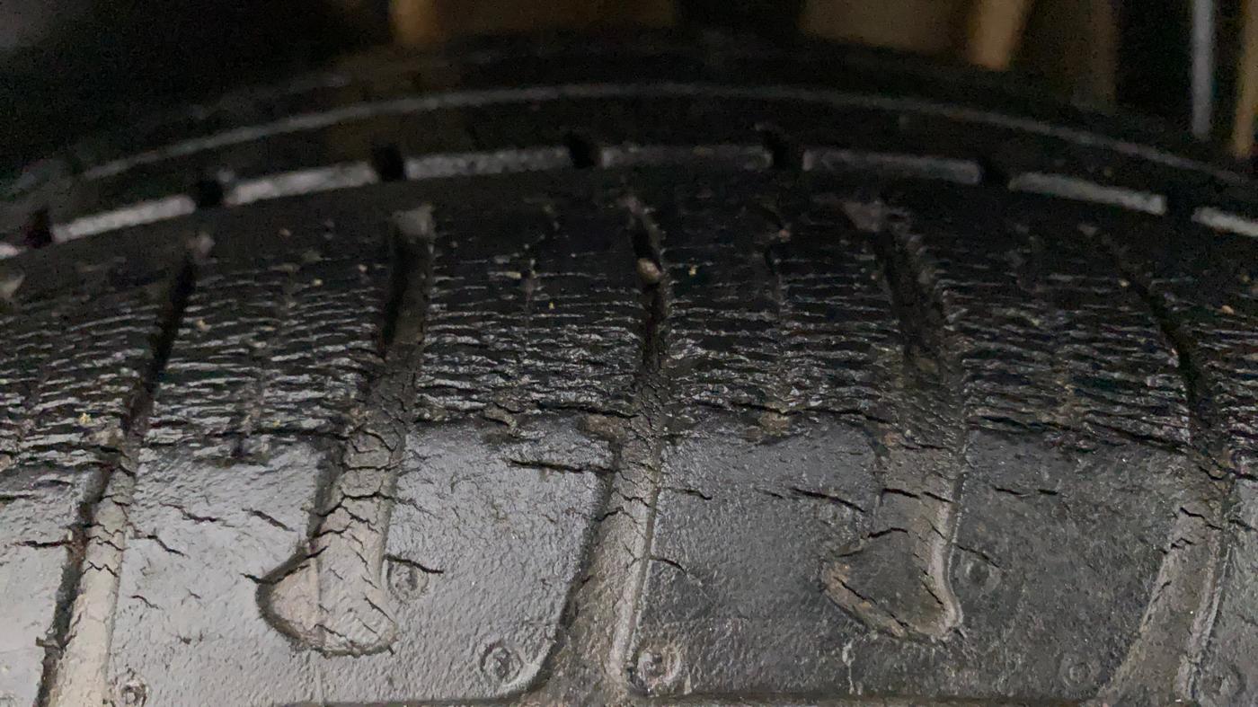 2018 Tata Tiago XZ DIESEL, Diesel, Manual, Left Rear Tyre Tread