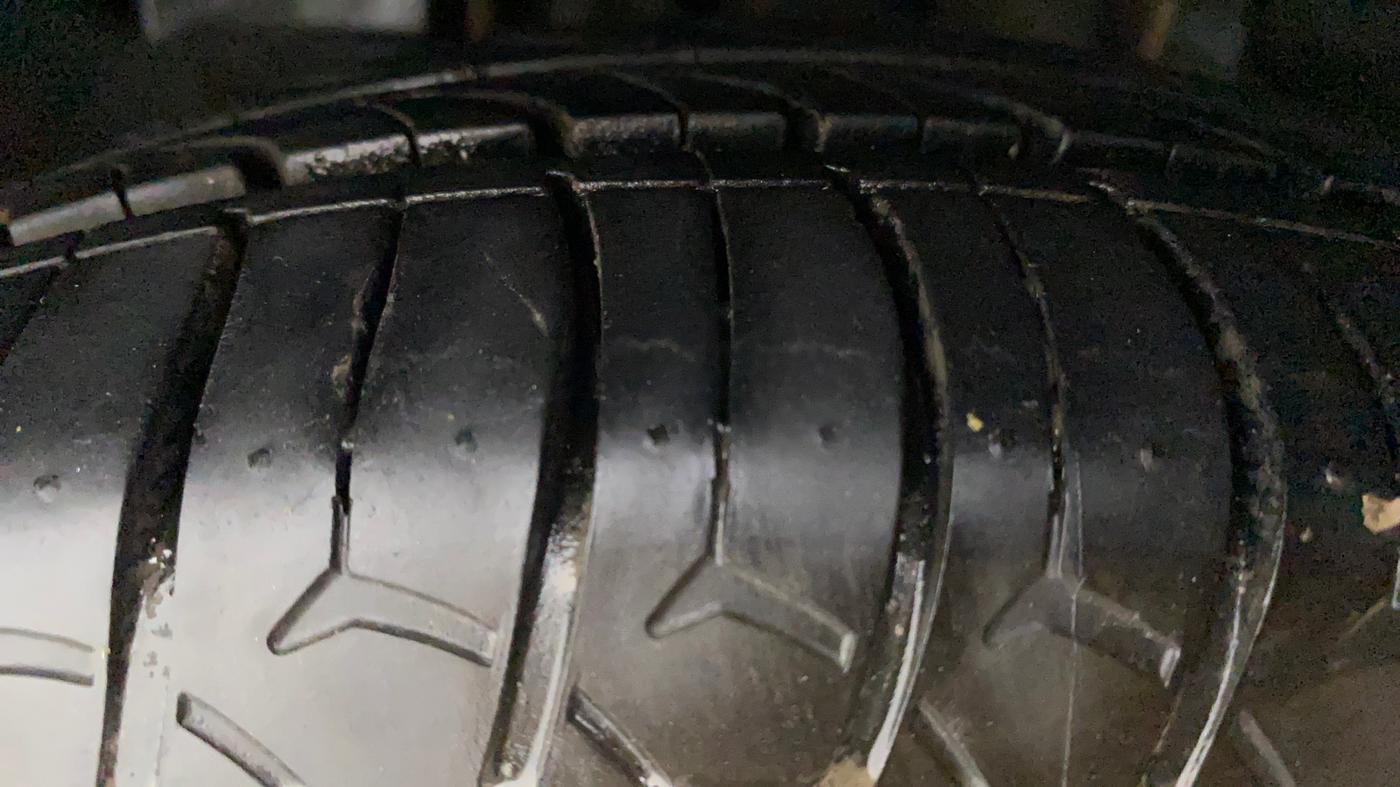 2018 Tata Tiago XZ DIESEL, Diesel, Manual, Left Front Tyre Tread