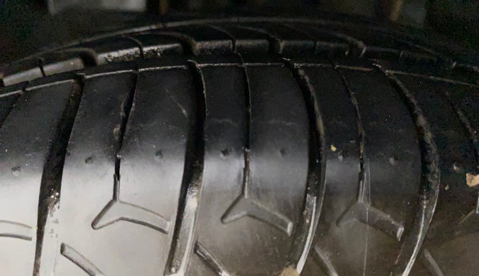 2018 Tata Tiago XZ DIESEL, Diesel, Manual, Left Front Tyre Tread