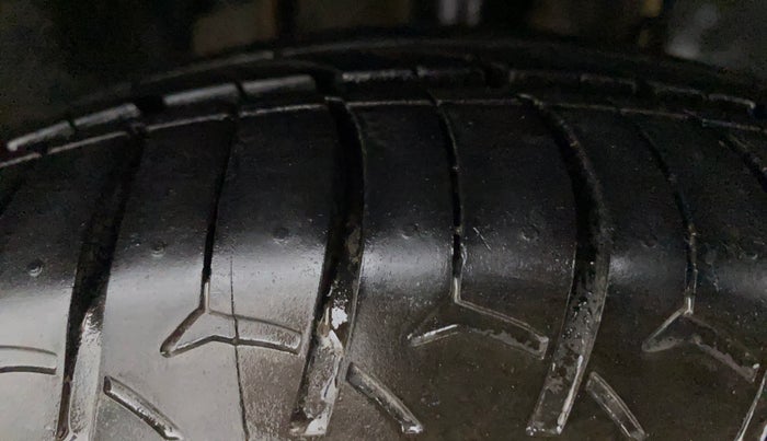 2018 Tata Tiago XZ DIESEL, Diesel, Manual, Right Front Tyre Tread