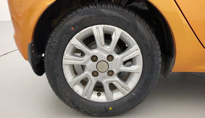 2018 Tata Tiago XZ DIESEL, Diesel, Manual, Right Rear Wheel